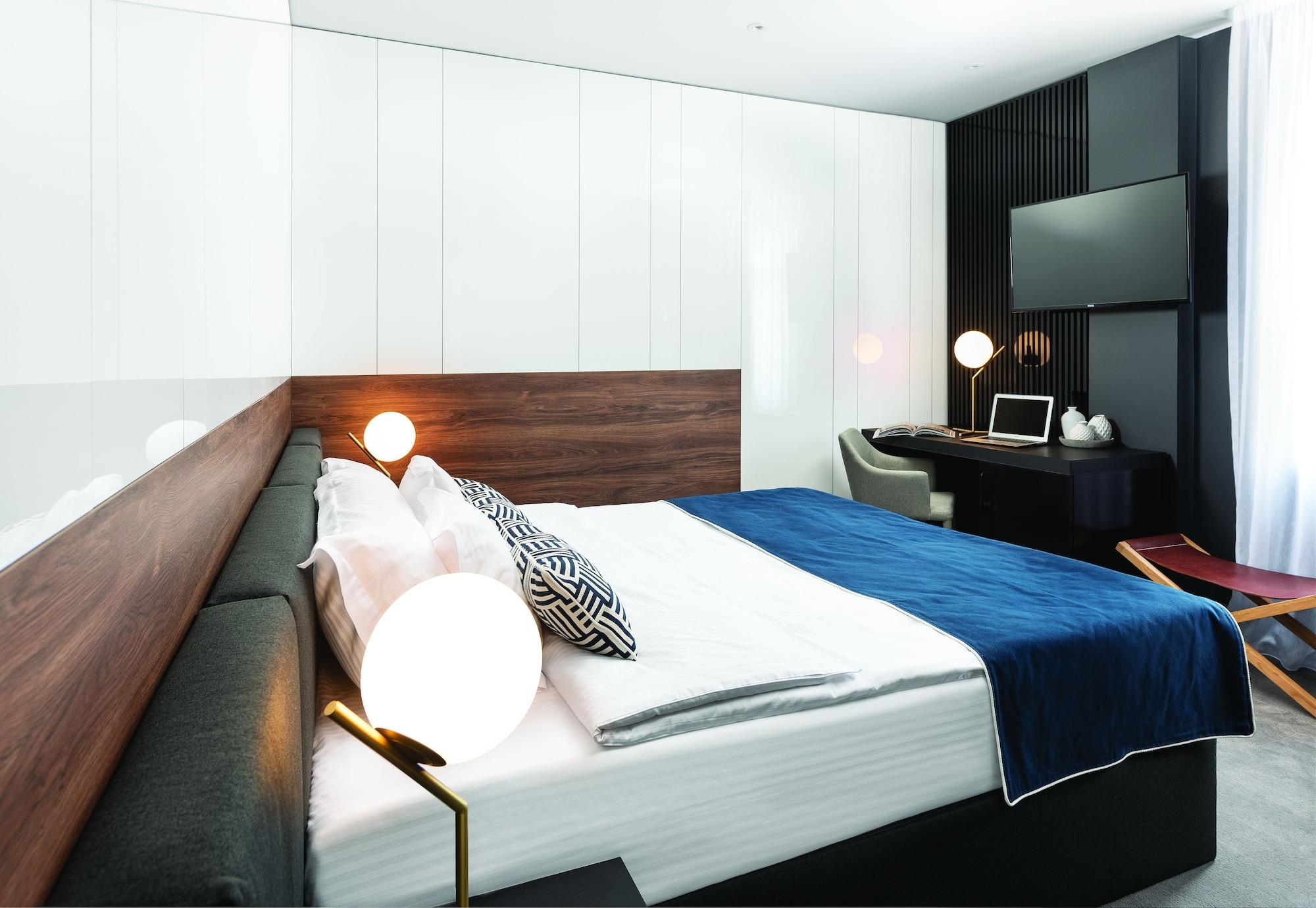 Hotel Del Corso Temesvár Kültér fotó
